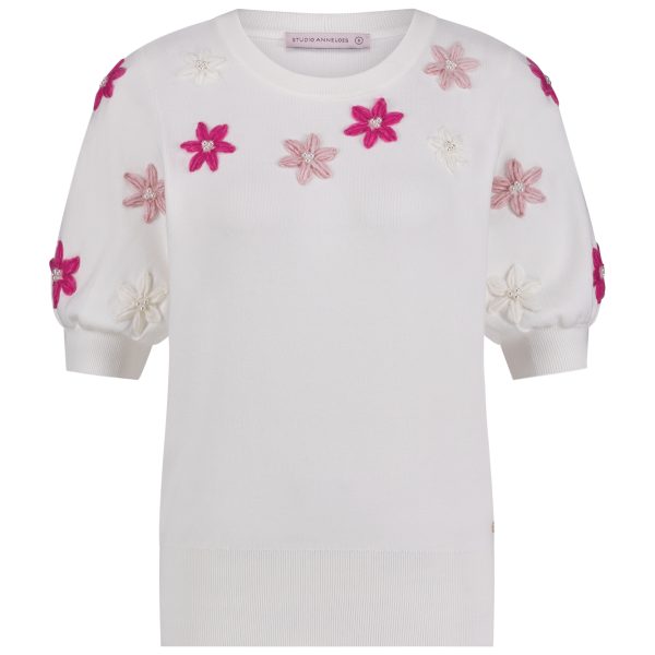 Mayra summer pullover off white Studio Anneloes